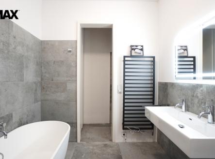 Pronájem bytu, 3+kk, 70 m²