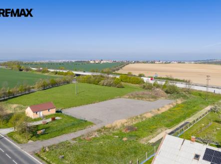 Prodej pozemku pro komerční výstavbu, 3 714 m²