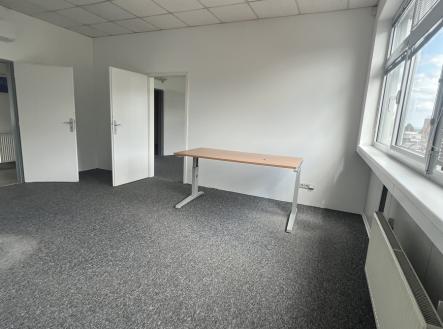 Pronájem kanceláře, 45 m²