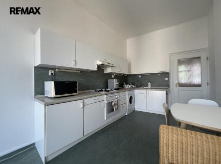 Pronájem bytu, 1+1, 65 m²