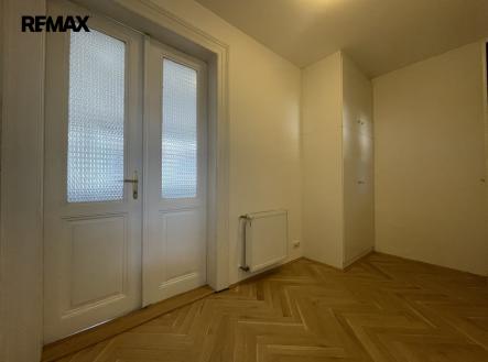 Pronájem bytu, 1+1, 65 m²