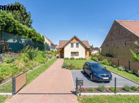 Prodej pozemku pro bydlení, 697 m²