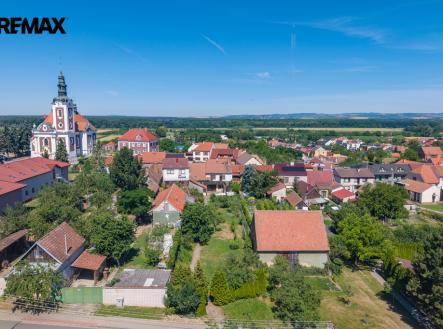 Prodej pozemku pro bydlení, 697 m²