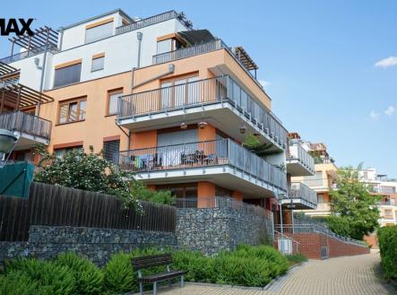 Pronájem bytu, 2+kk, 57 m²