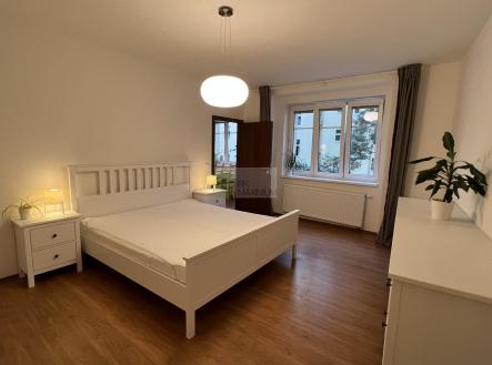 Pronájem bytu, 2+kk, 50 m²