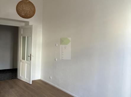 Pronájem kanceláře, 43 m²