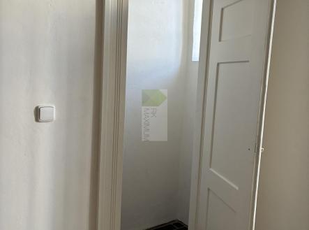 Pronájem kanceláře, 43 m²