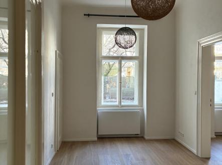 Pronájem kanceláře, 43 m²