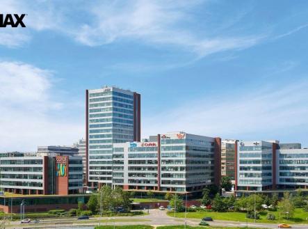 Pronájem kanceláře, 500 m²