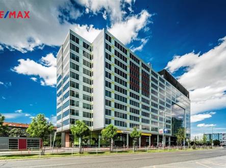 Pronájem kanceláře, 227 m²