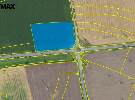 Pronájem pozemku, zemědělská půda, 14 045 m²