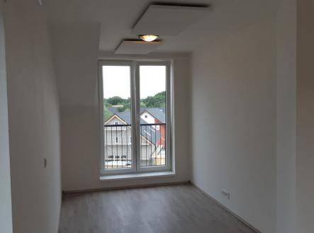 Pronájem bytu, 1+kk, 24 m²