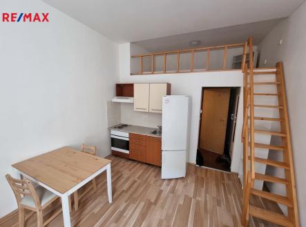 Pronájem bytu, 1+kk, 21 m²