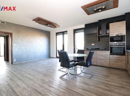 Pronájem bytu, 2+kk, 57 m²