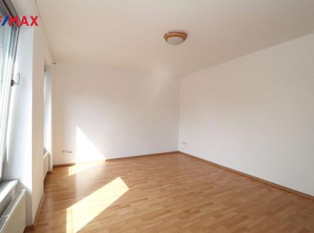 Pronájem bytu, 1+kk, 30 m²