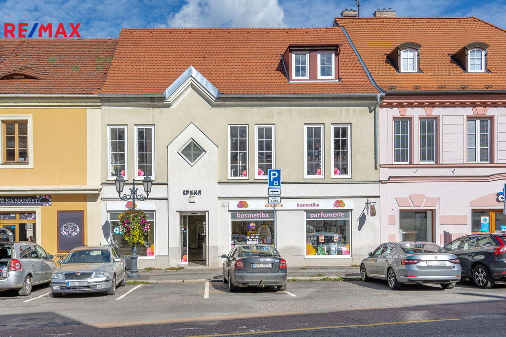 Pronájem obchodních prostor - Masarykovo náměstí, Rokycany