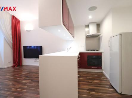 Pronájem bytu, 2+kk, 47 m²