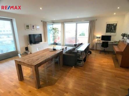 Pronájem bytu, 2+kk, 82 m²