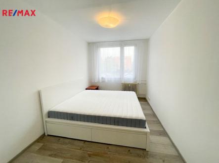 Pronájem bytu, 2+kk, 42 m²