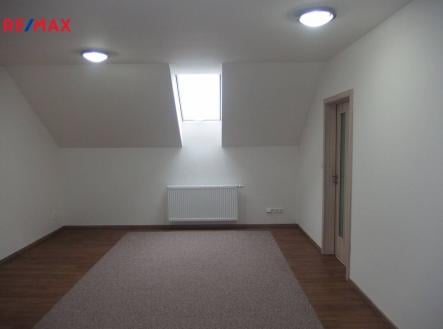 Pronájem bytu, 3+kk, 66 m²