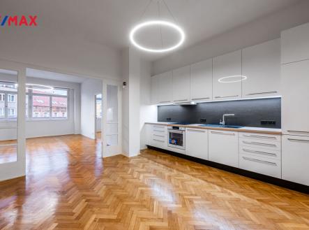 Pronájem bytu, 4+kk, 105 m²