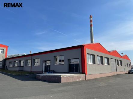 Pronájem skladovací prostor, 1 494 m²