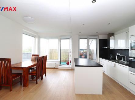 Pronájem bytu, 4+kk, 117 m²