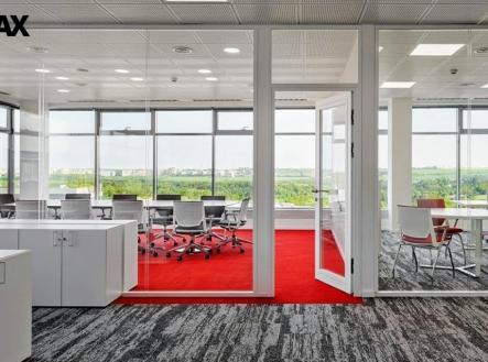 Pronájem kanceláře, 400 m²