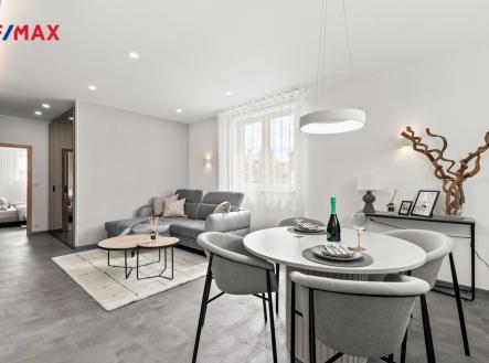 Pronájem bytu, 3+kk, 77 m²