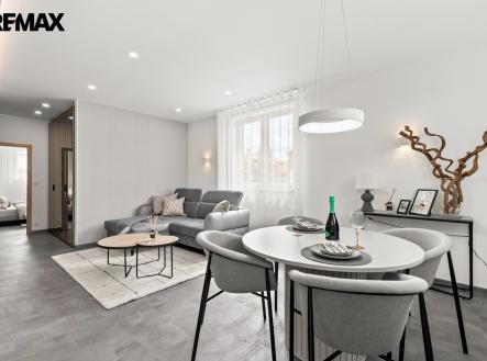 Pronájem bytu, 3+kk, 77 m²
