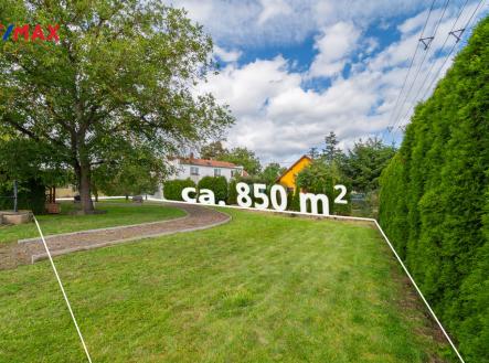 Prodej pozemku pro bydlení, 850 m² obrázek