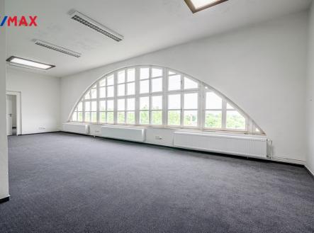 Pronájem kanceláře, 52 m²