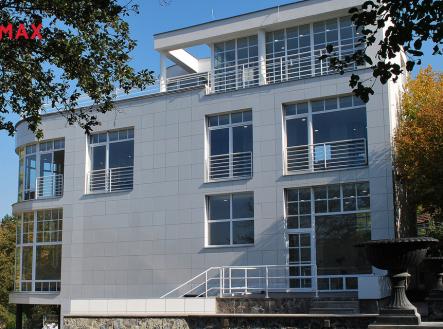 Prodej domu/vily, 323 m²