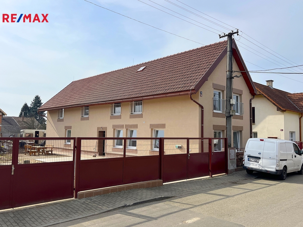 Pohled na RD z ulice