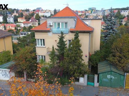 Prodej nájemního domu, 337 m²