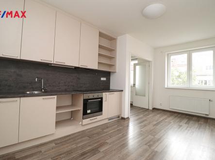 Pronájem bytu, 1+1, 40 m²