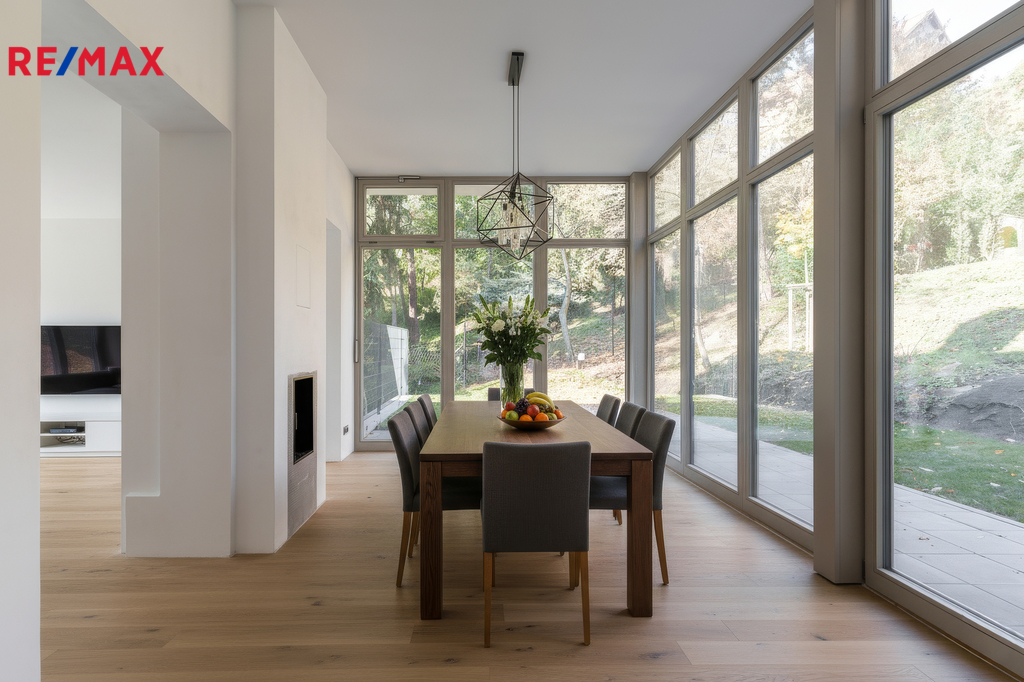 Prodej 5+1 se zahradou, terasou, balkony a parkováním, Praha 10 – Záběhlice u Hamru