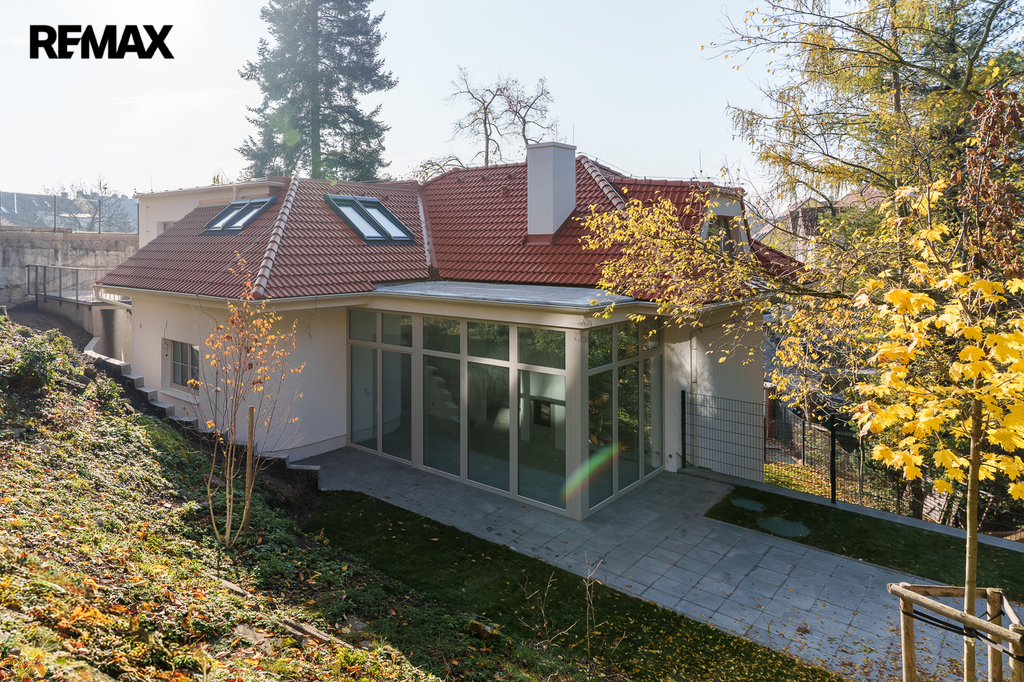 Prodej 5+1 se zahradou, terasou, balkony a parkováním, Praha 10 – Záběhlice u Hamru