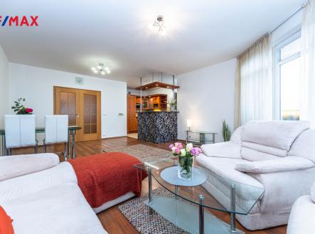 Pronájem bytu, 3+kk, 93 m²