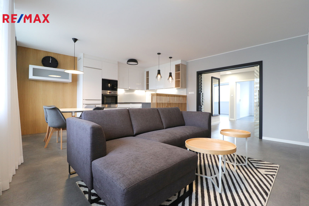 Obývací pokoj + kk