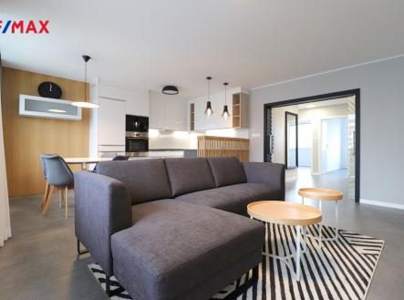 Pronájem bytu, 3+kk, 67 m²