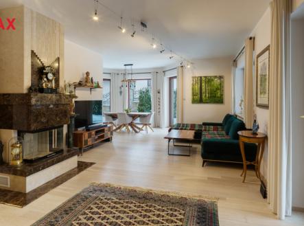 Prodej domu/vily, 328 m²