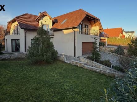 Prodej domu/vily, 328 m²
