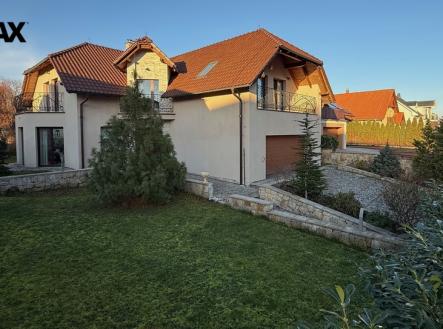 Prodej domu/vily, 328 m² obrázek