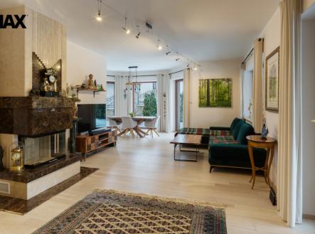 Prodej domu/vily, 328 m²