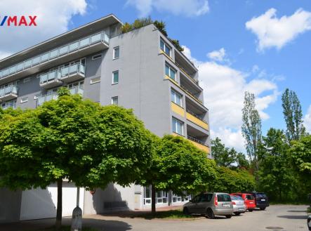 Pronájem bytu, 1+kk, 34 m²