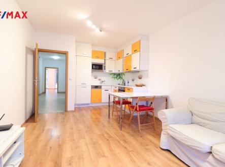 Pronájem bytu, 4+kk, 87 m²