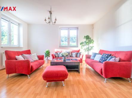 Pronájem domu/vily, 210 m²