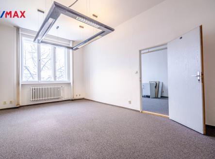 Pronájem kanceláře, 98 m²