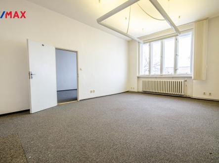 Pronájem kanceláře, 98 m²